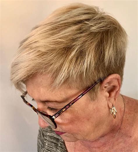 heavy set woman with short hair|short hairstyles for over 60 women.